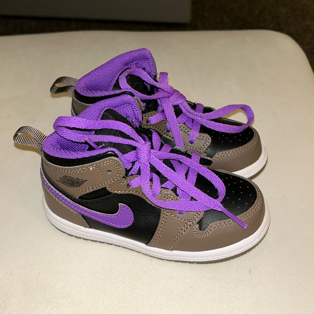 Size 8c toddler